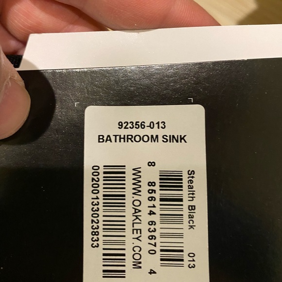 🆕 Oakley Bathroom Sink Backpack Y2K - Picture 12 of 16